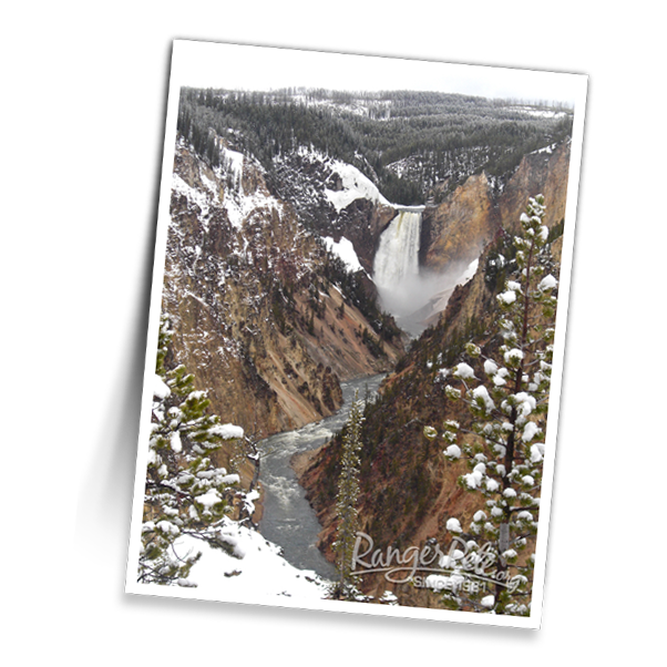 GRAND-CANYON-OF-YELLOWSTONE-IN-SNOW